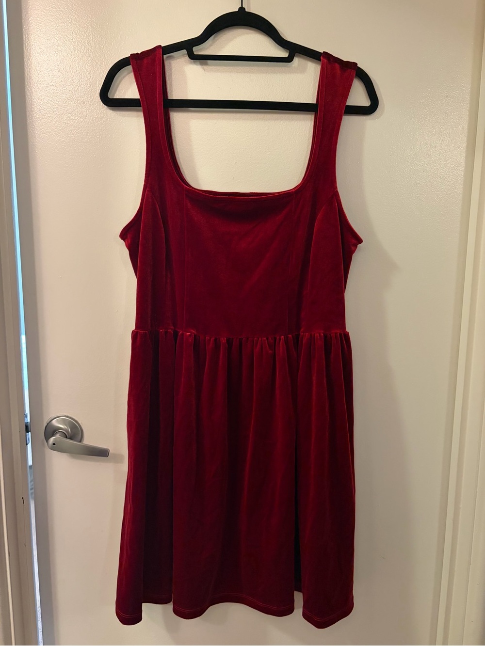Velvet Red Sleeveless Party Dress